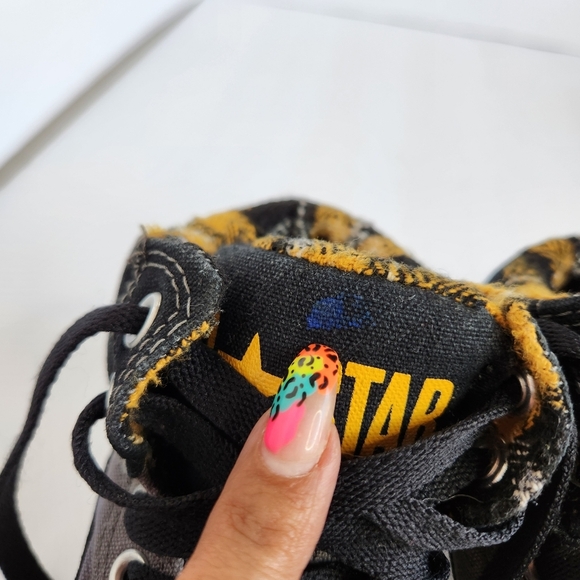 Converse Kids Black Gray Hi Top Sneakers Shoes Yellow Plaid Skater School 11 - Picture 12 of 13